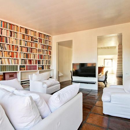 Luxury Art Apartment In Trastevere With Terrace Rome Luaran gambar