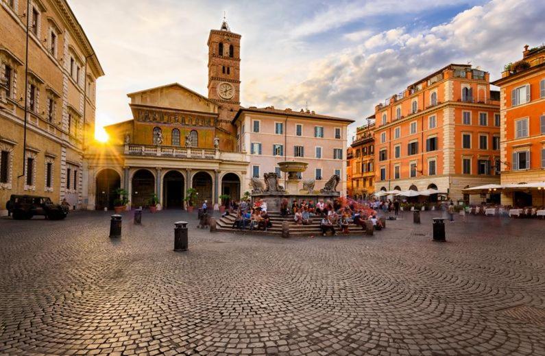 Luxury Art Apartment In Trastevere With Terrace Rome Luaran gambar